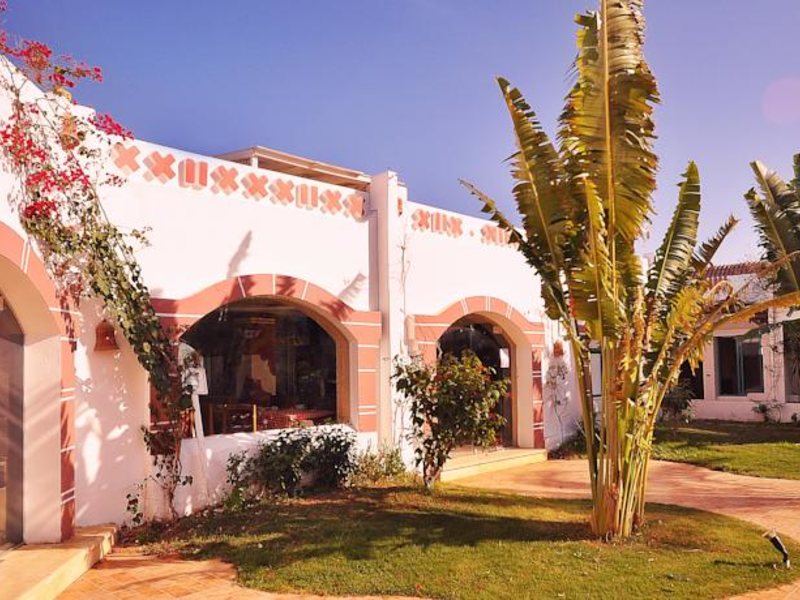 Ocean Club Hotel  146070