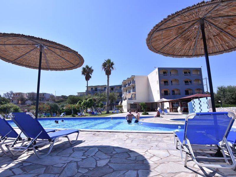 Ocean Heights View Hotel 285651