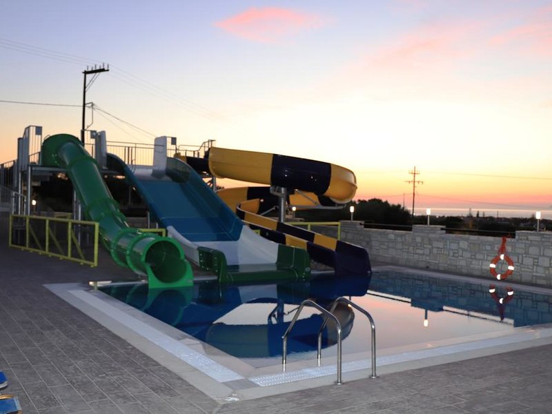 Ocean Heights View Hotel 285661