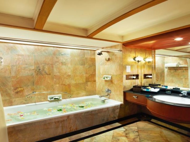 Ocean Marina Yacht Club 142981