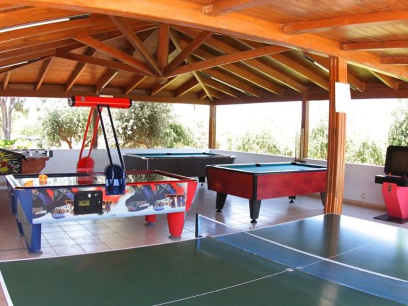 Oceanis Hotel  76890