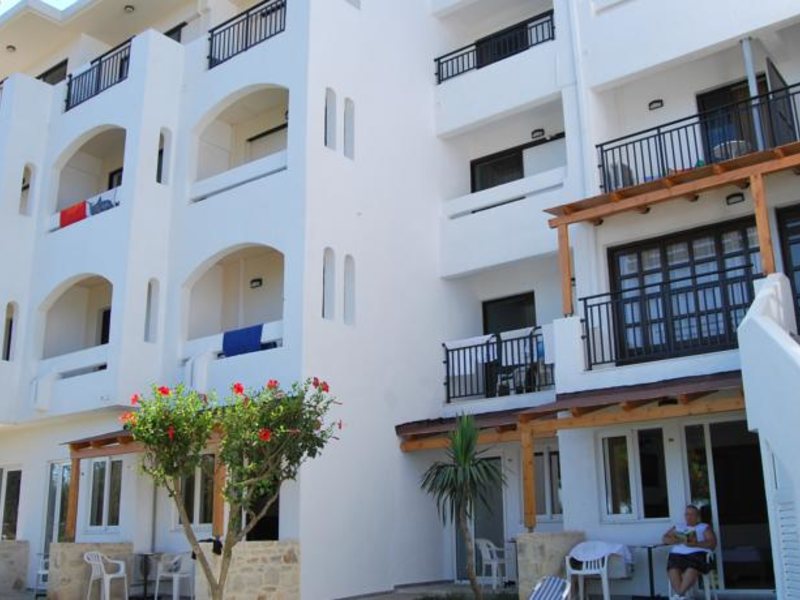 Oceanis Hotel  76894