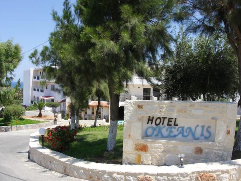 Oceanis Hotel  76897