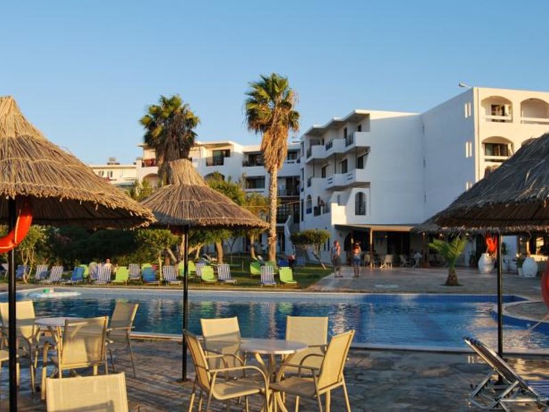 Oceanis Hotel  76899