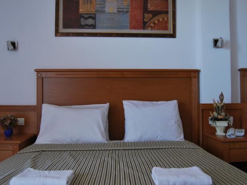 Oceanis Hotel  76901