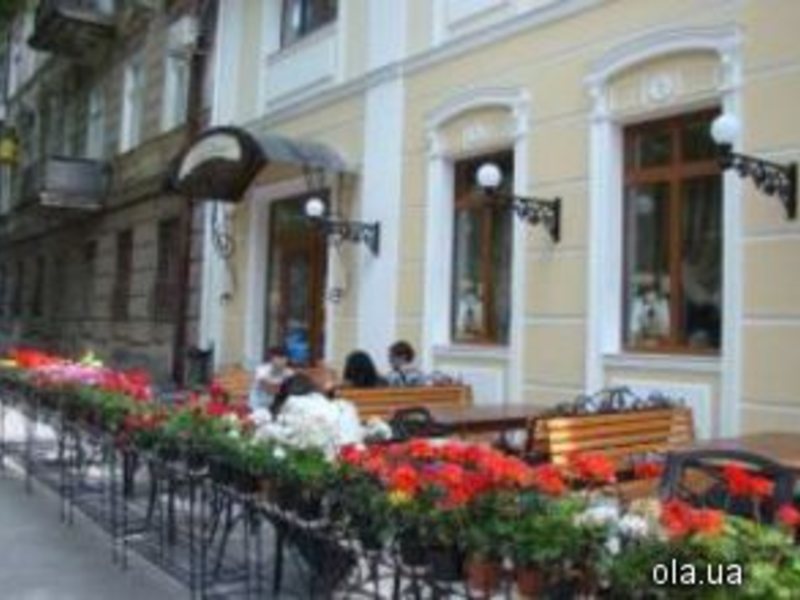 Odesskiy Dvorik Apartments 13435