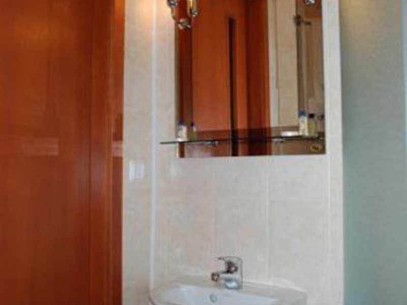 Old Port Hotel 11641