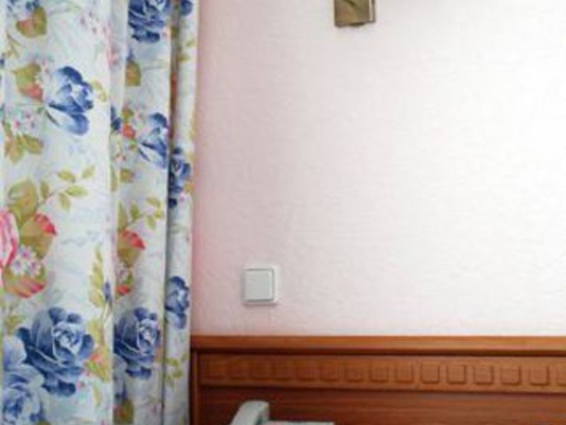 Old Port Hotel 11644