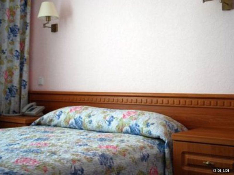 Old Port Hotel 11646