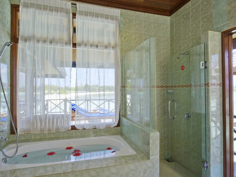 Olhuveli Beach & Spa Resort 136024