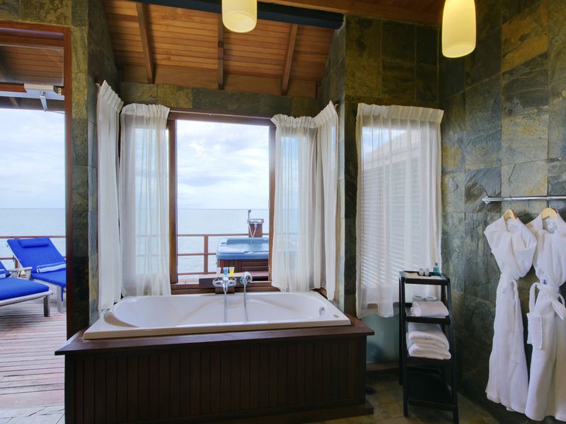 Olhuveli Beach & Spa Resort 136029