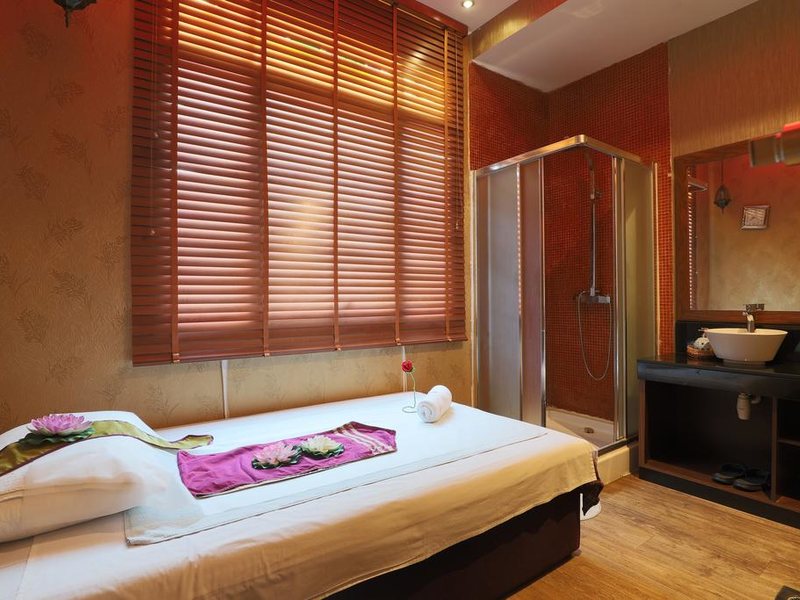 One to One Mughal Suites 299035