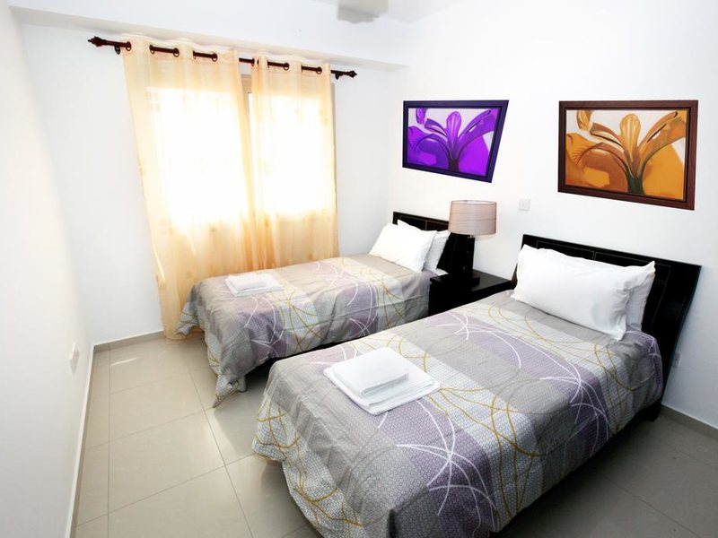 Oracle Exclusive Resort Class  271937