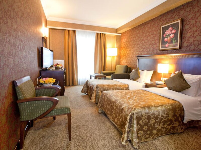 Oran Hotel  243147