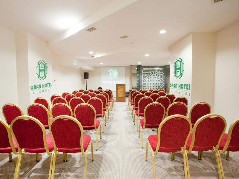 Oran Hotel  243162