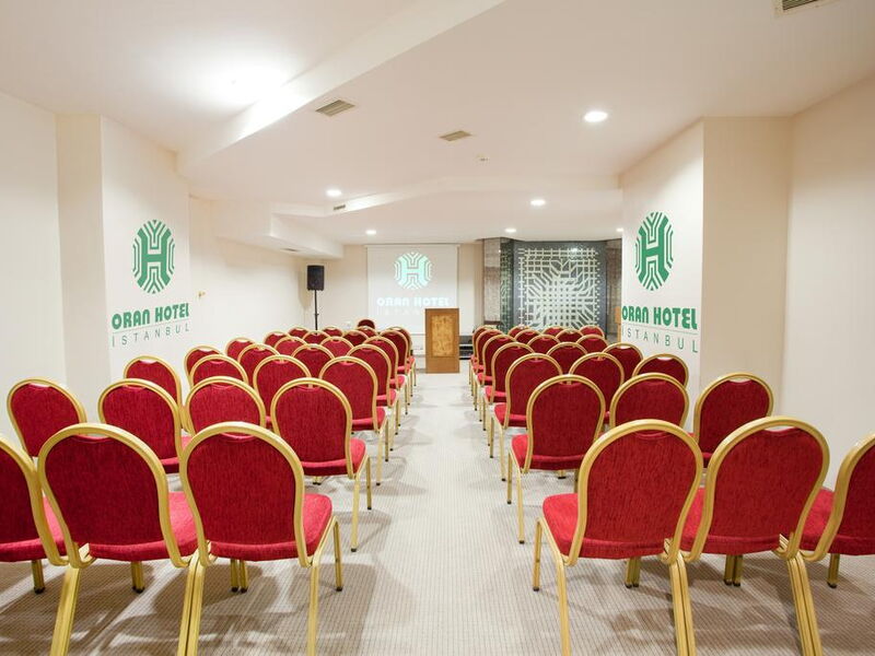 Oran Hotel  243170