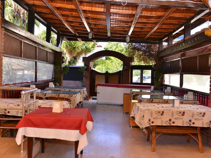 Orange Garden Hotel & Aparts 276971