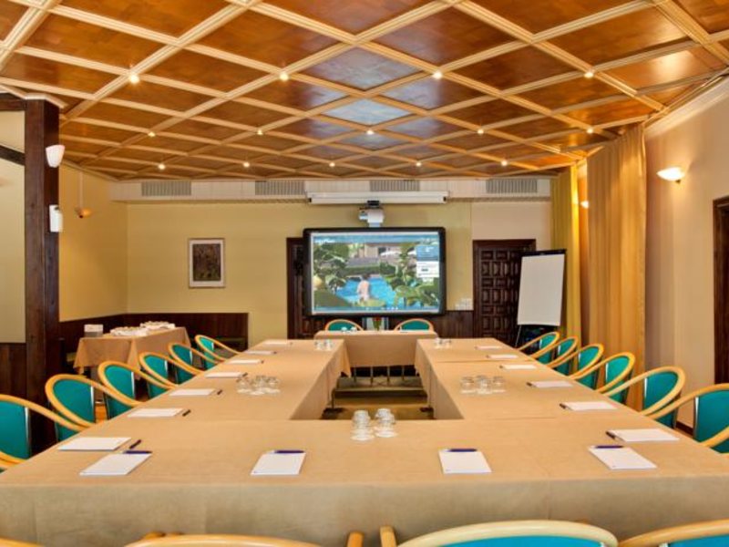 Orange Park Hotel (ех 64010