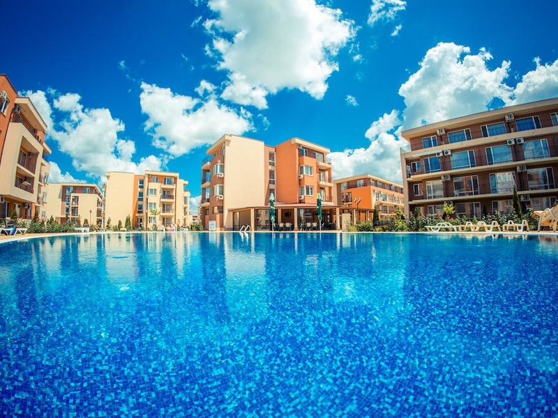 Orchid Fort Garden  179229