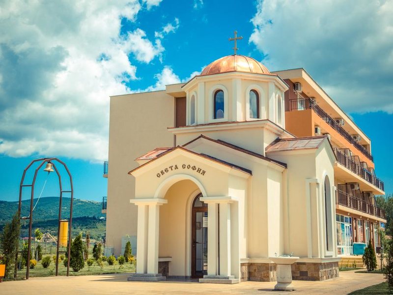 Orchid Fort Garden  179239