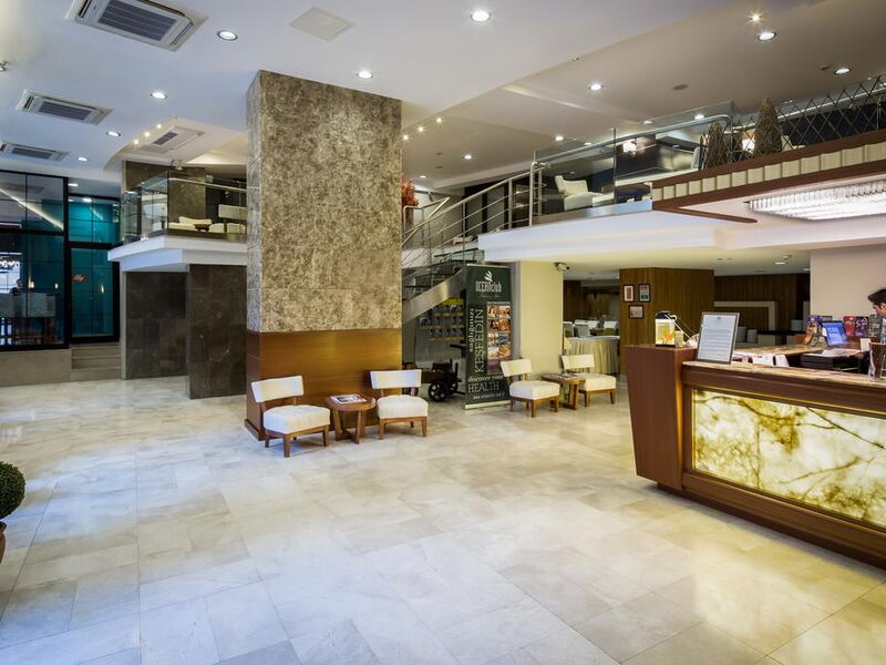 Orka Royal Hotel 243187