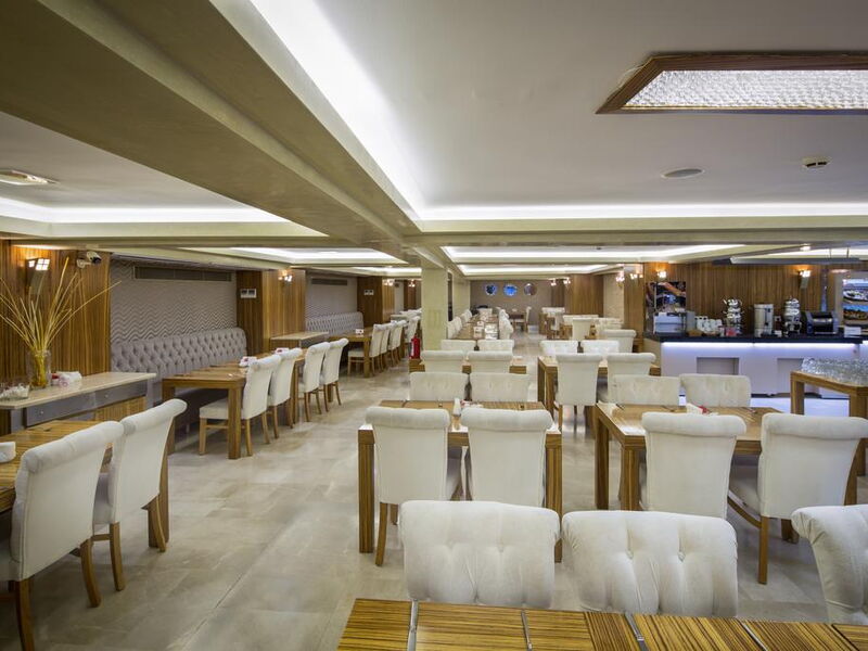 Orka Royal Hotel 243199