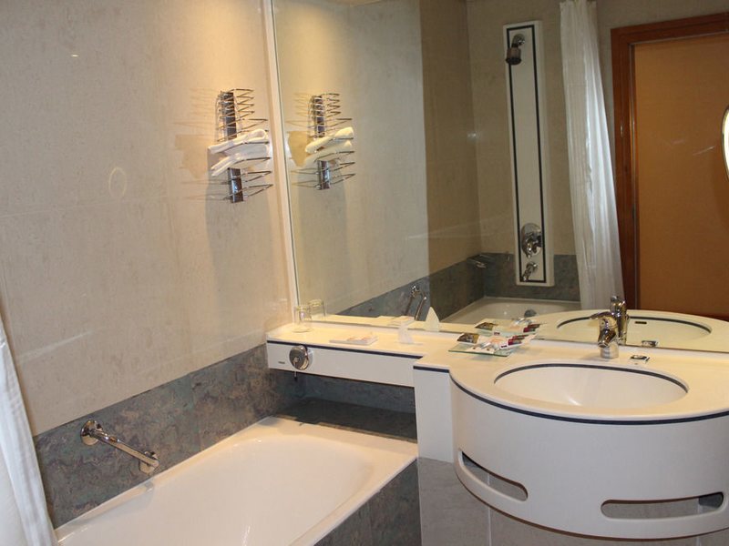 Oryx Grand Jebel Hafeet Hotel (ex 118125