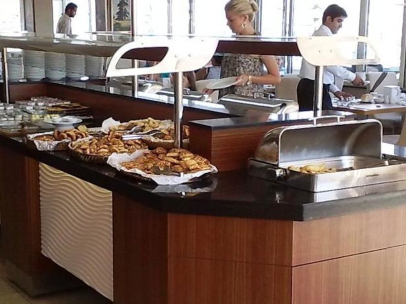 Otel Martinenz 95619