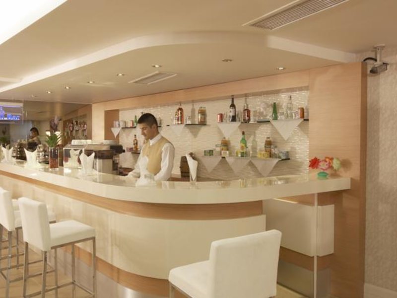 Otel Martinenz 95627