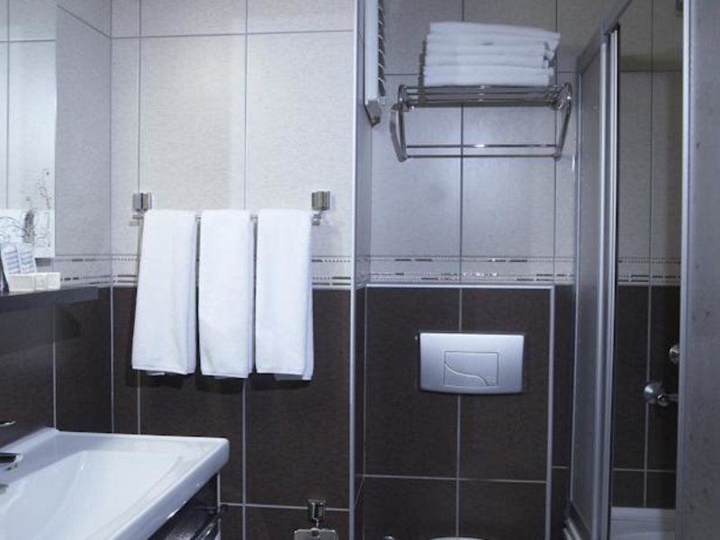 Otel Martinenz 95633