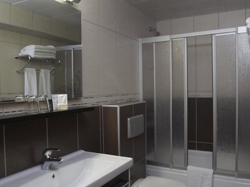 Otel Martinenz 95634