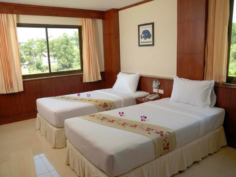 Outdoor Inn & Restaurant 208617