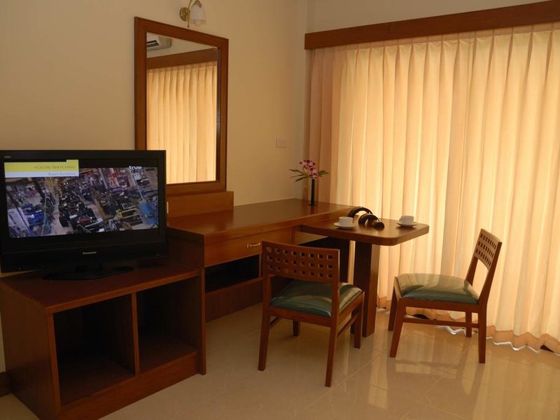 Outdoor Inn & Restaurant 208621