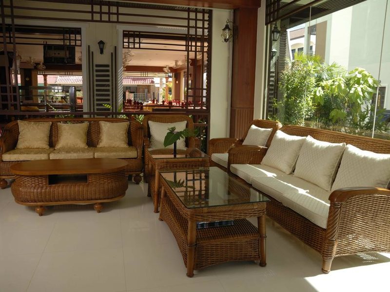 Outdoor Inn & Restaurant 208623