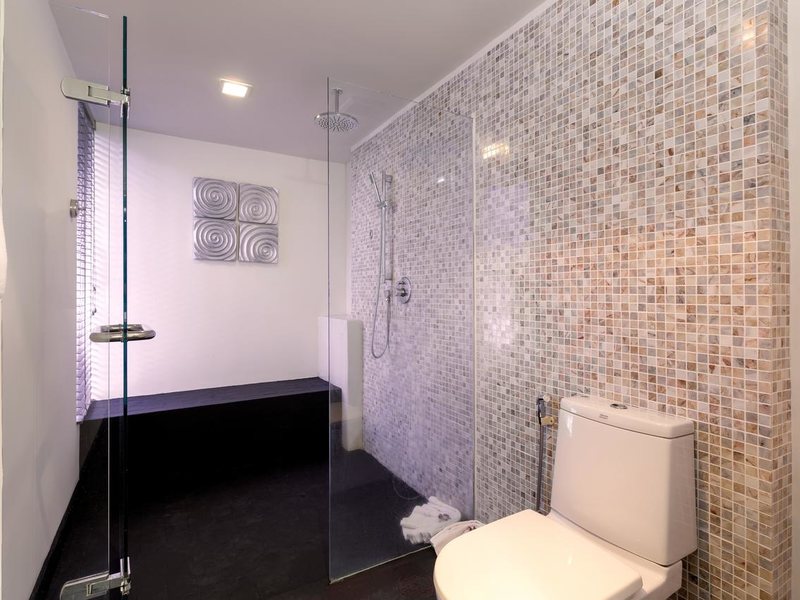 Outrigger Surin Beach Resort (ex 206556