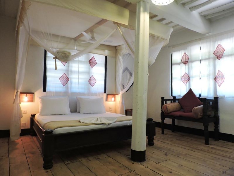 Paje By Night 322707