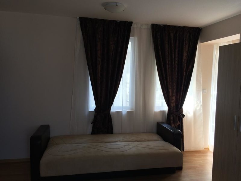 Palace De Luxe  166940