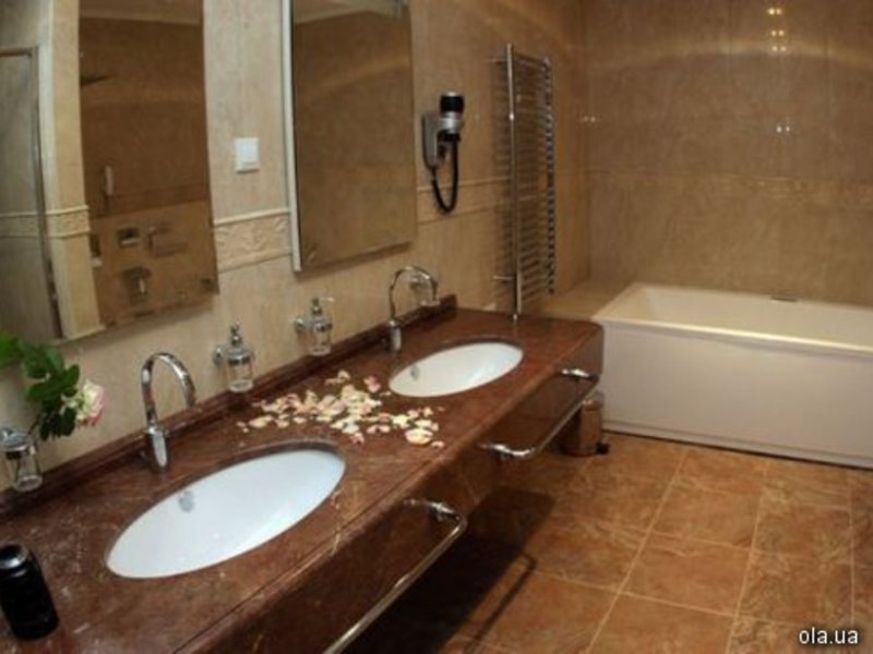 Palace Del Mar Hotel 11826