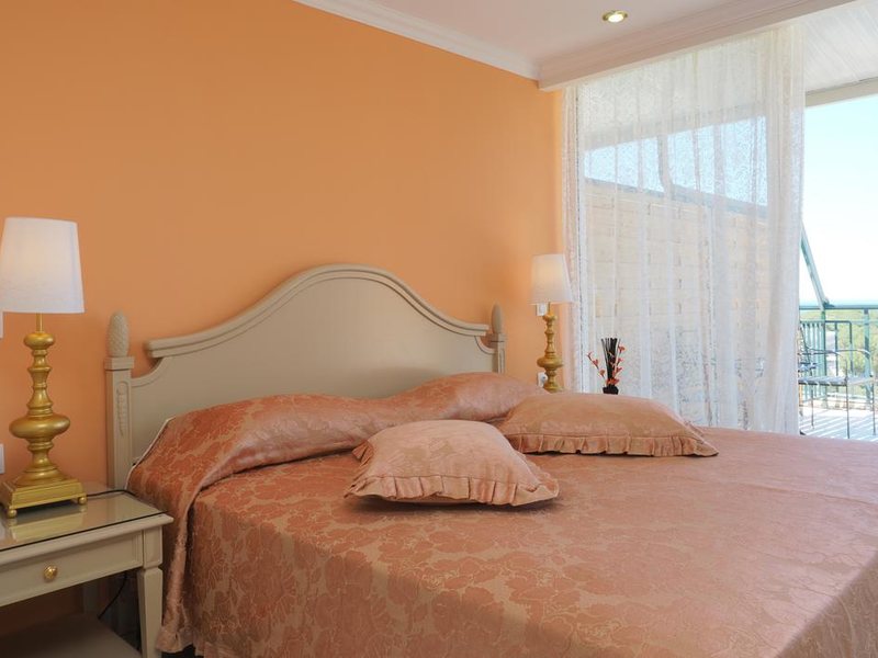 Paleo Art Nouveau Hotel 306380