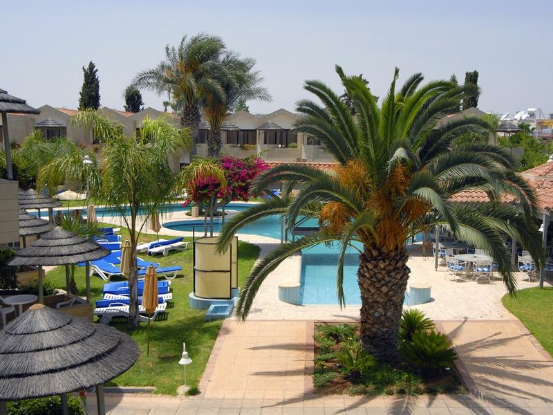 Palm Beach Hotel and Bungalows 206716