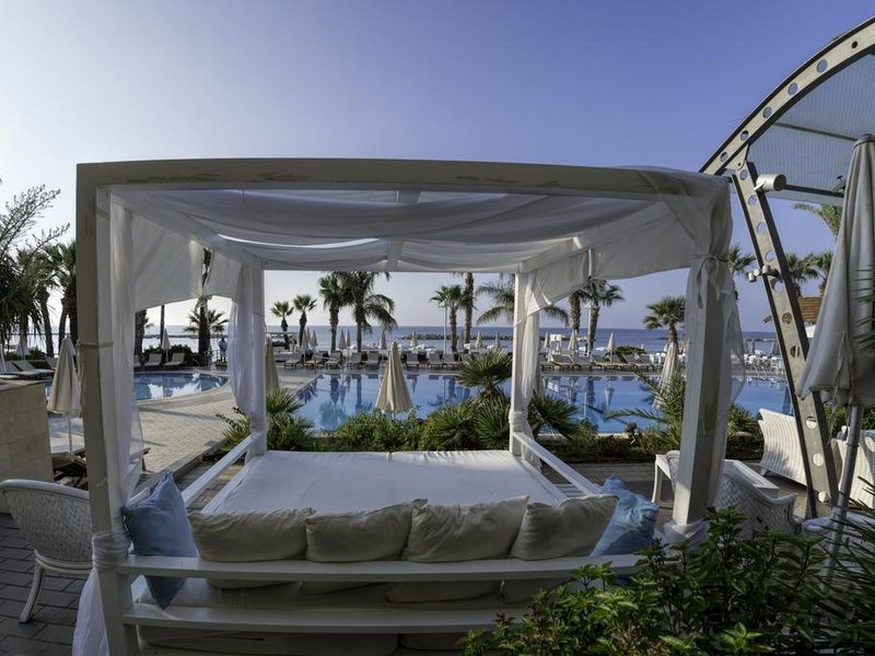 Palm Beach Hotel and Bungalows 206736