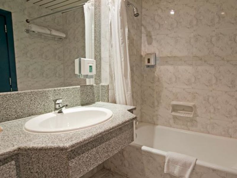 Palm Beach Resort 55100