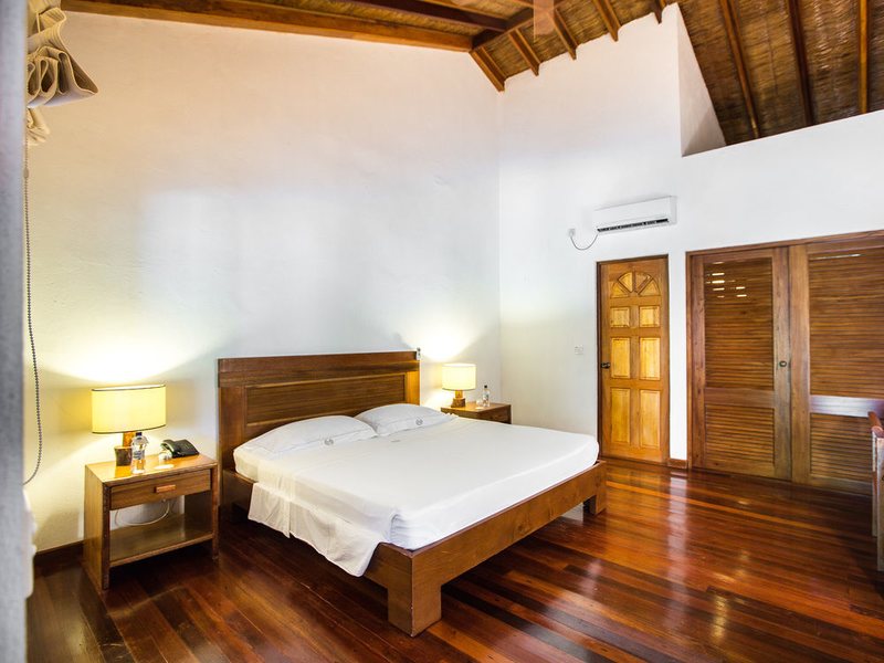 Palm Beach Resort & Spa Maldives 136144