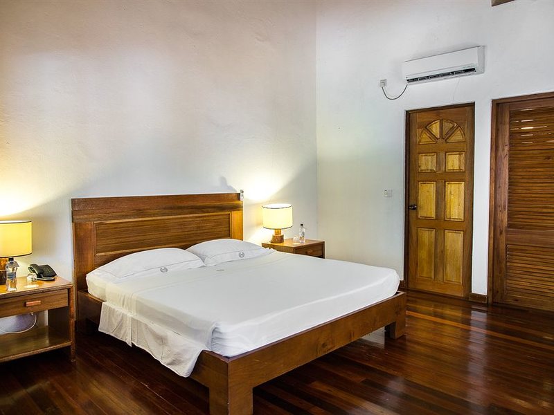 Palm Beach Resort & Spa Maldives 136151