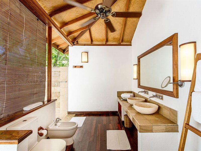 Palm Beach Resort & Spa Maldives 136173