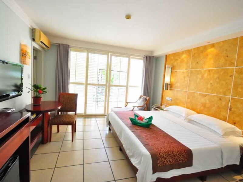 Palm Beach Resort & Spa Sanya 298489