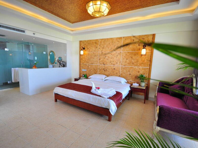 Palm Beach Resort & Spa Sanya 298494