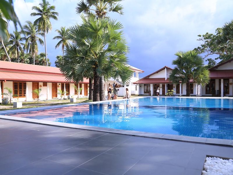 Palm Resort Nilaveli 108256