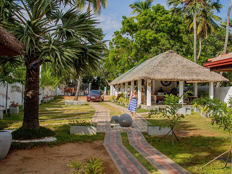Palm Resort Nilaveli 108258