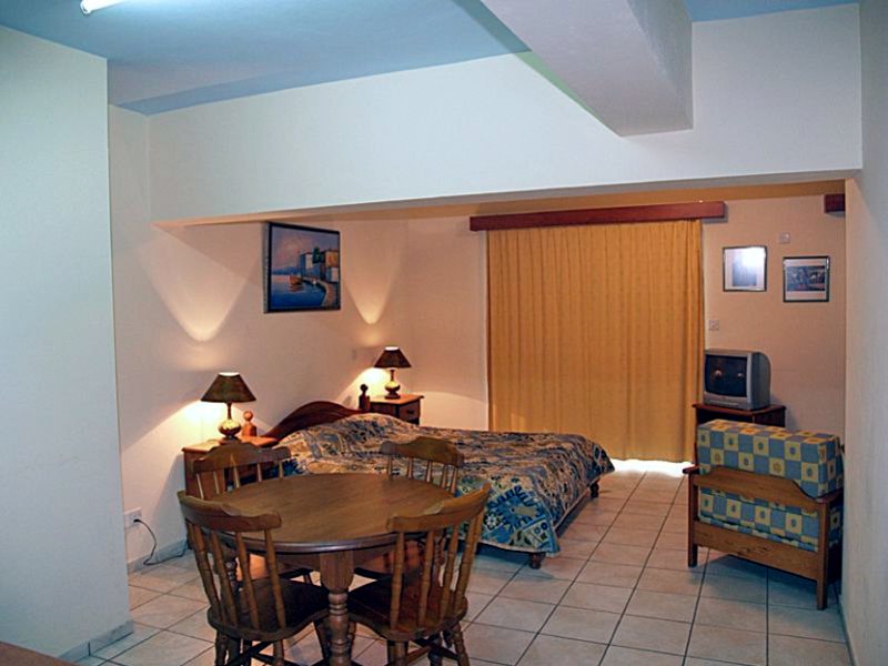 Palm Sea Beach Holiday Apts 103634